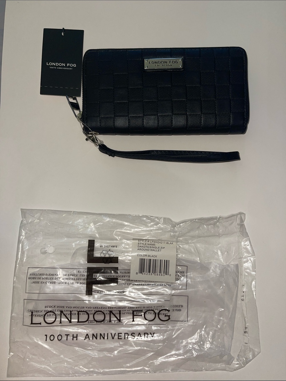 London Fog Black Woven Zip Wallet Wristlet NWT